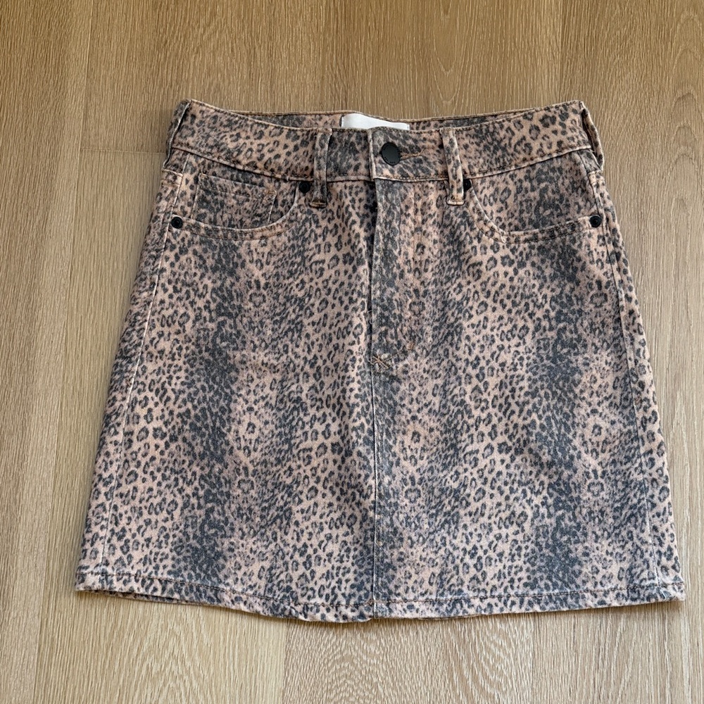 Dear John Leopard Print Denim Skirt size 26 NWOT